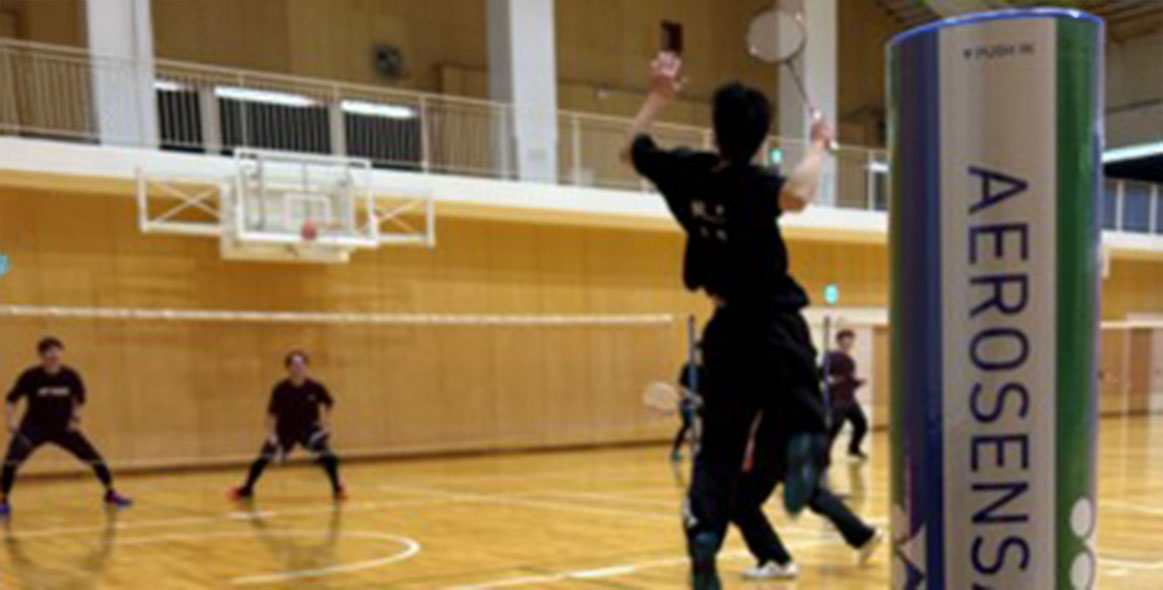 バトミントン部